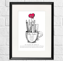 Load image into Gallery viewer, Class of 2022 teacher present idea